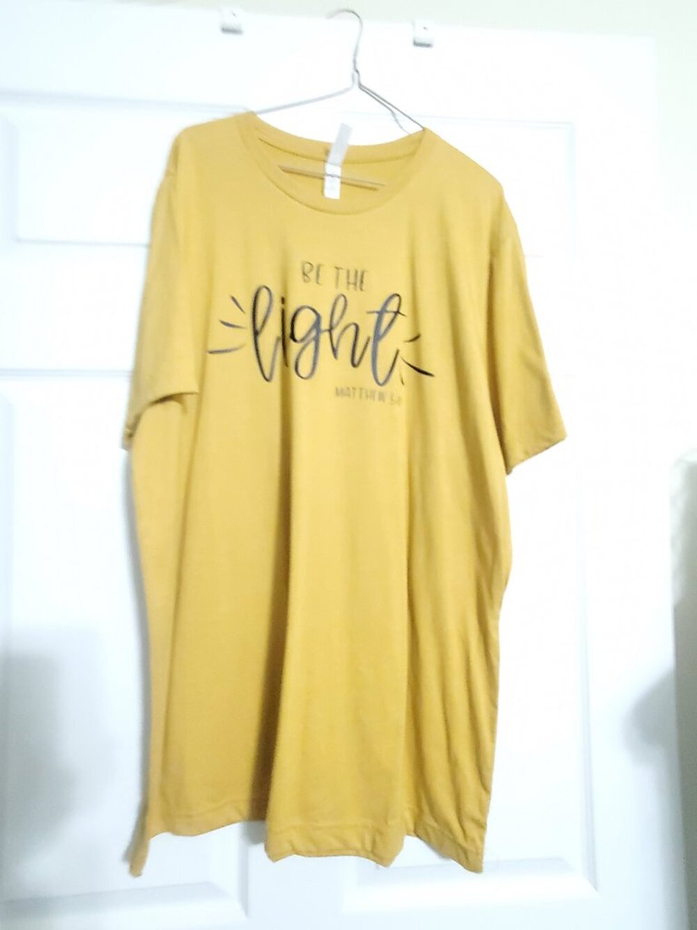 Women's Mathew 5:14 Be The Light Short Sleeve Tee